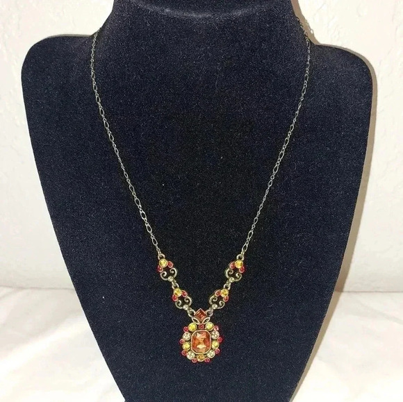 Vintage Jewelry - Vintage Victorian Style Rhinestone Necklace